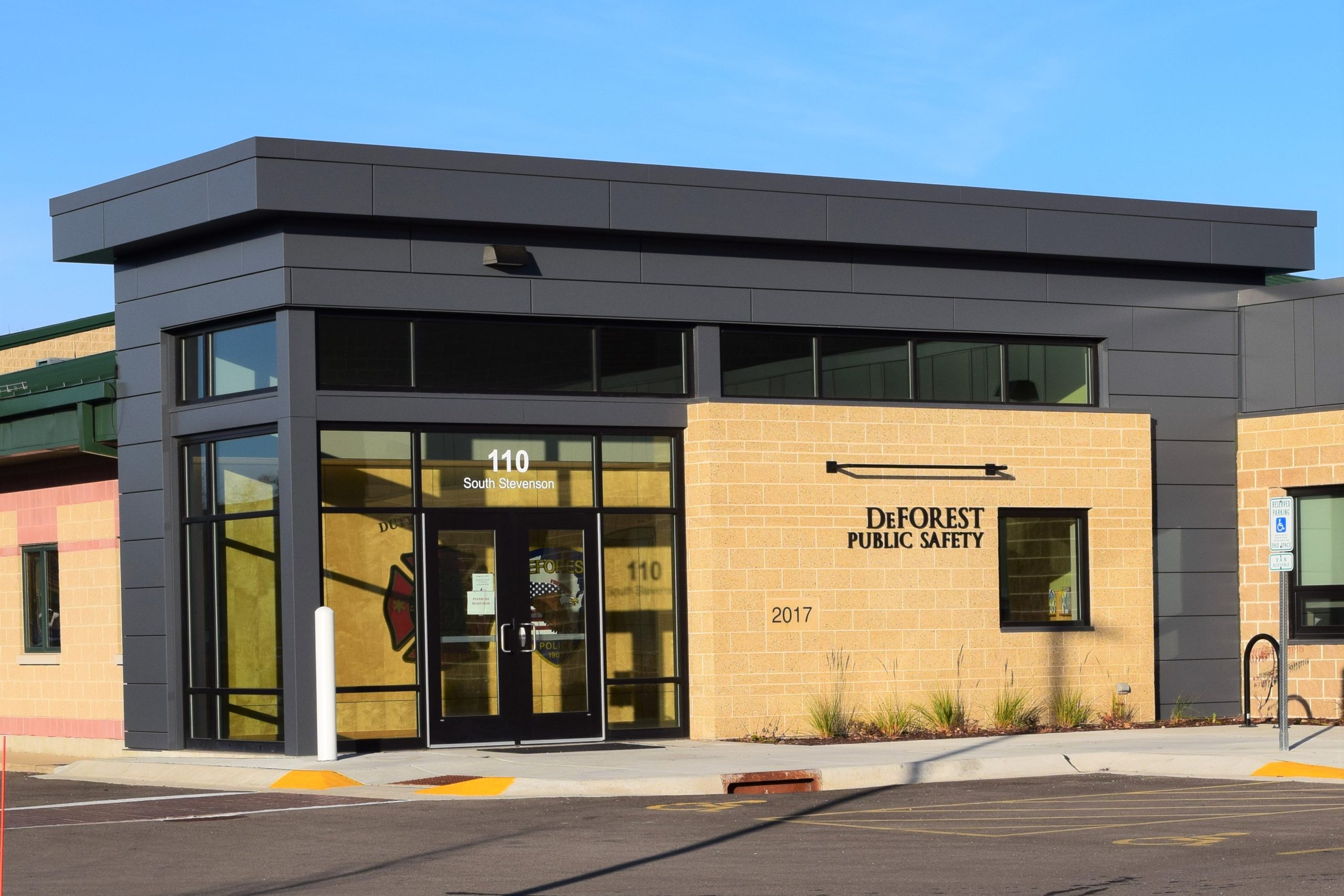 DeForest Public Safety & Village Hall AluSpec Inc.